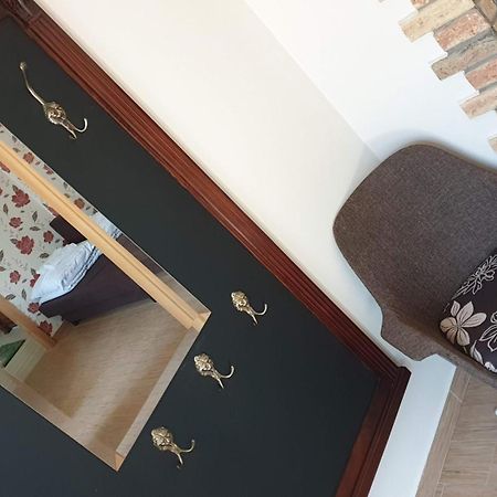 Keller Apartmanok Hajdúszoboszló Rum bild