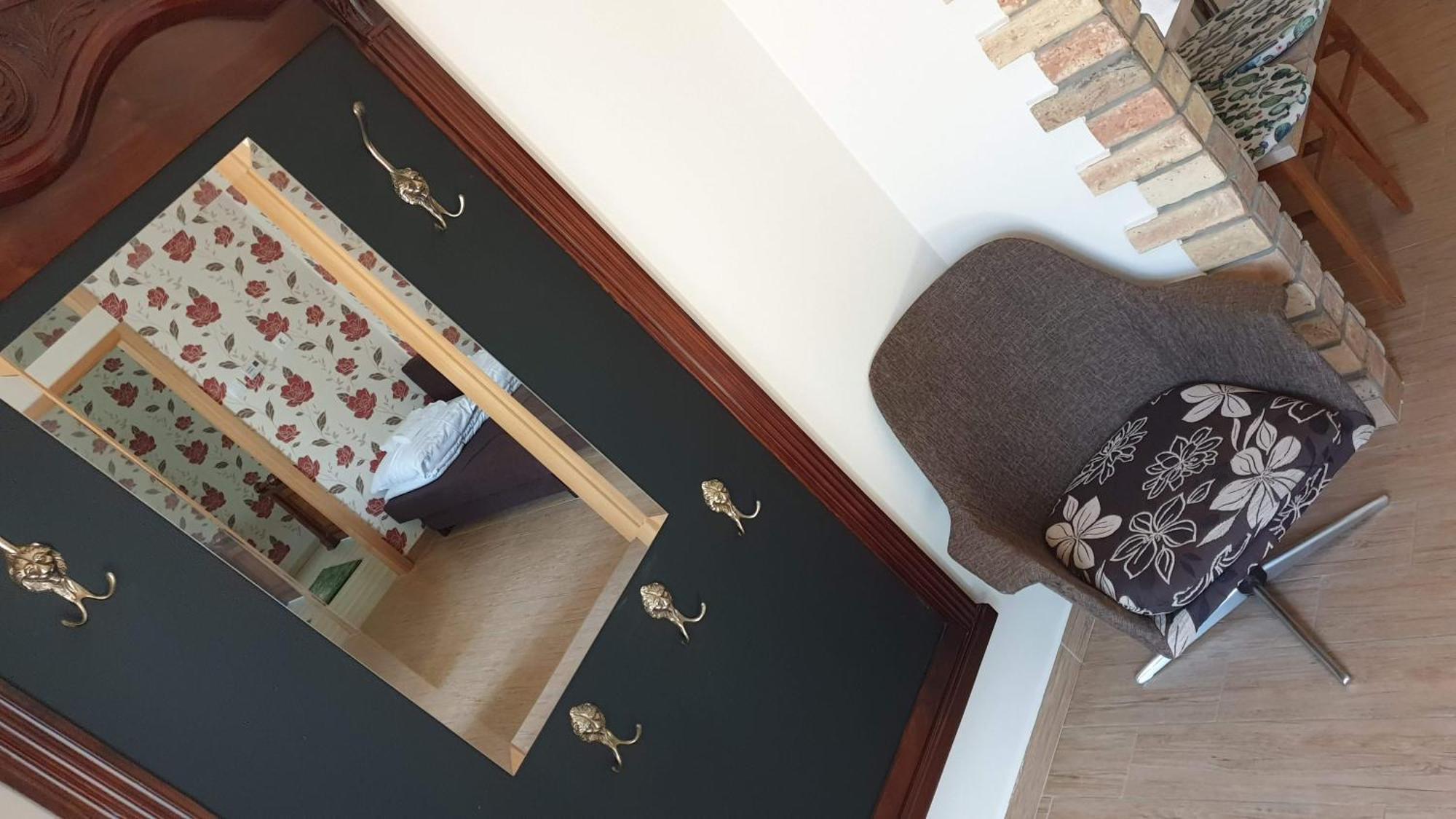 Keller Apartmanok Hajdúszoboszló Rum bild